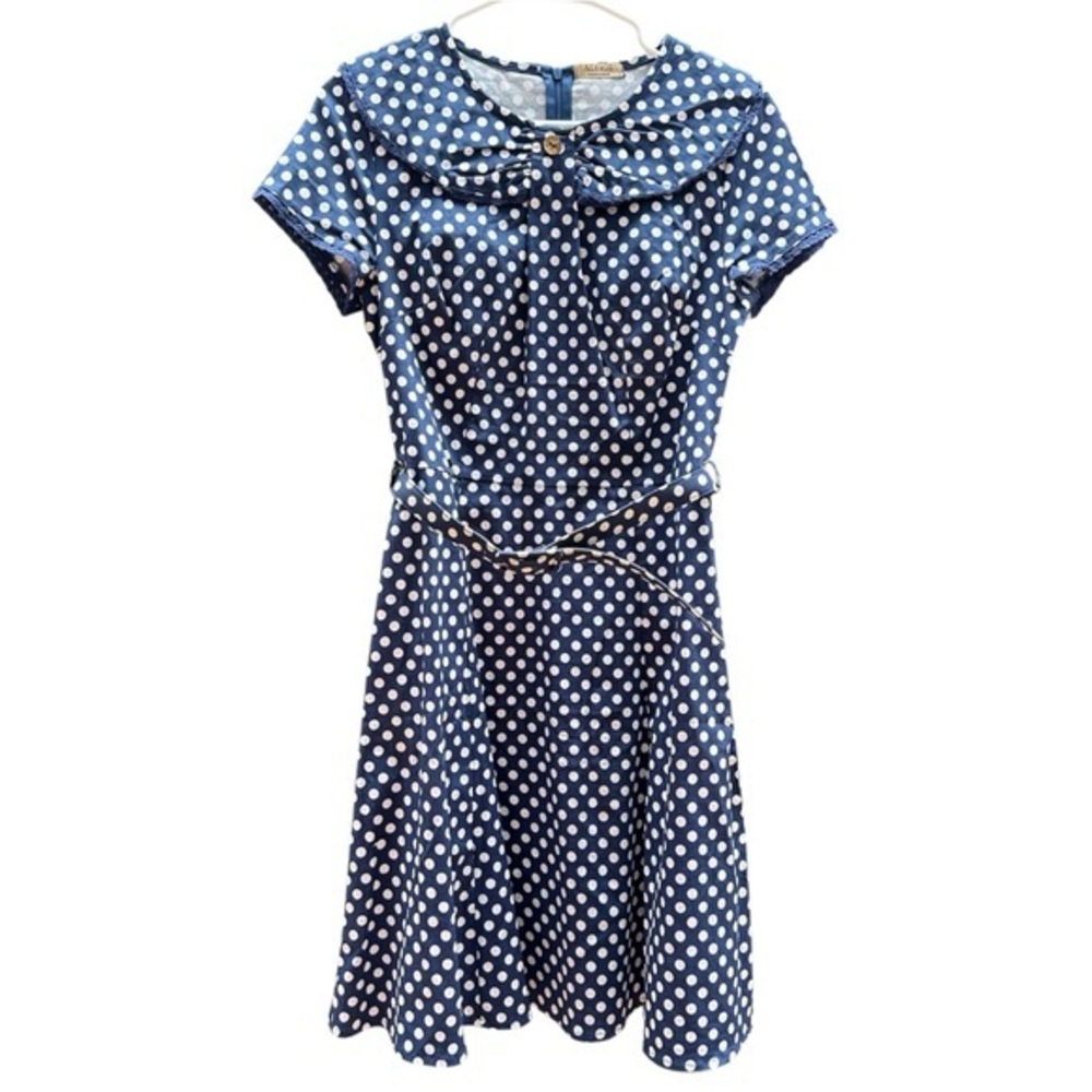White and Blue polka dots with collar and belt vintage style dress